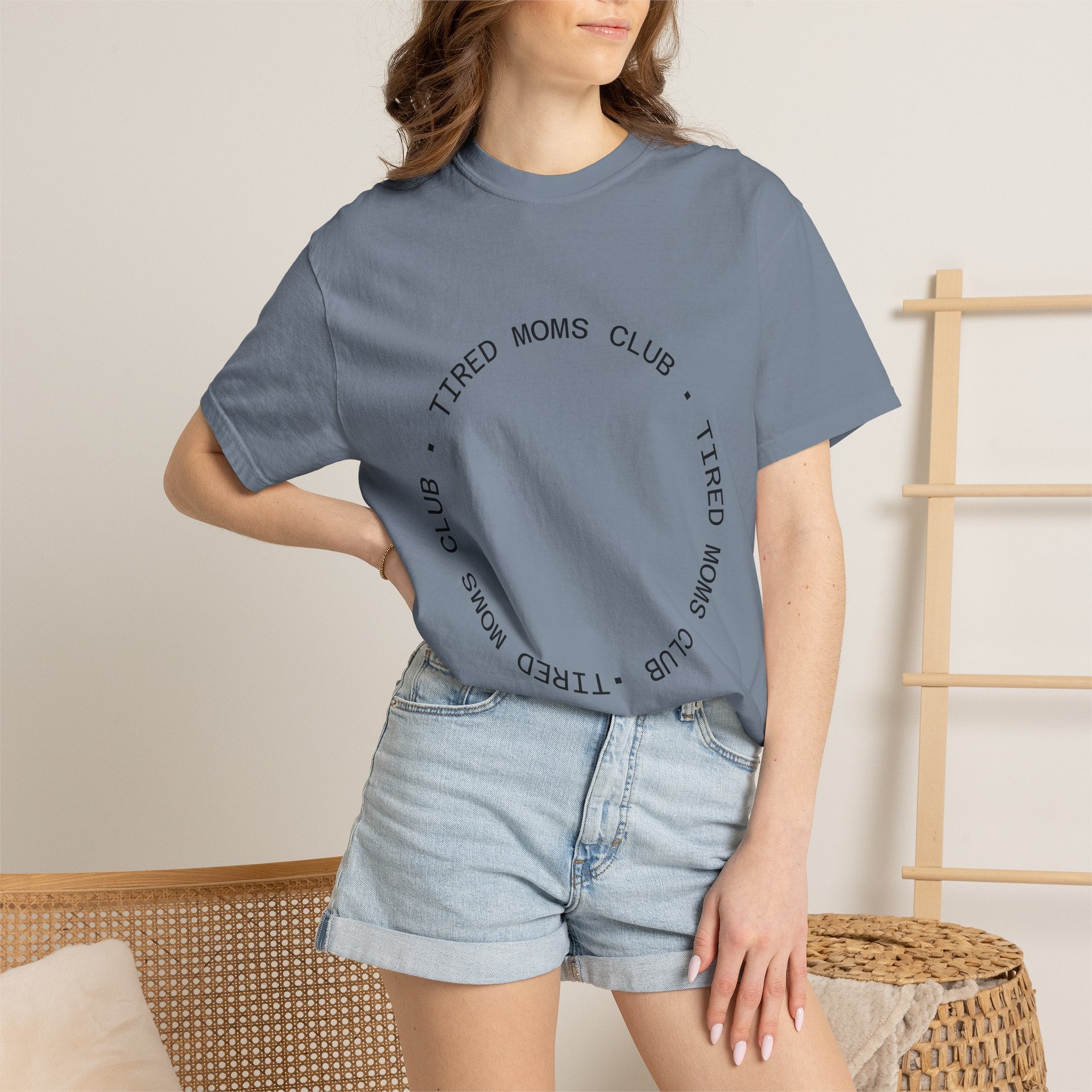 T-shirt — "Tired Moms Club" Minimal Circle Graphic
